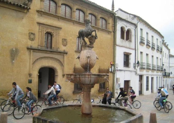 b bicyclette à Cordoue (Andalousie)